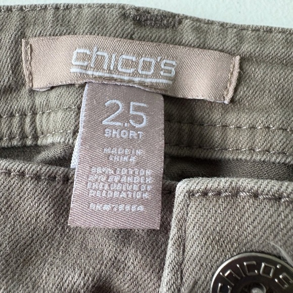Chico’s Women Taupe Jeans Size 14 Pockets Casual Teacher School Stretch - Picture 2 of 13